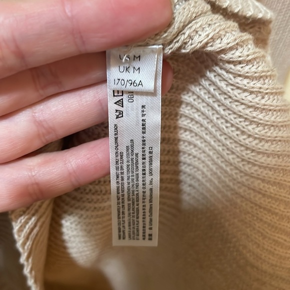 Women’s New Free People FP Beach Picnic Sweater Romper - Picture 8 of 10